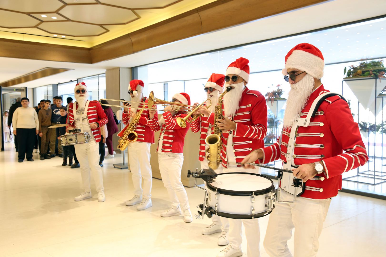Azerbaijan’s Heydar Aliyev Foundation organizes New Year's celebration for children (PHOTO)