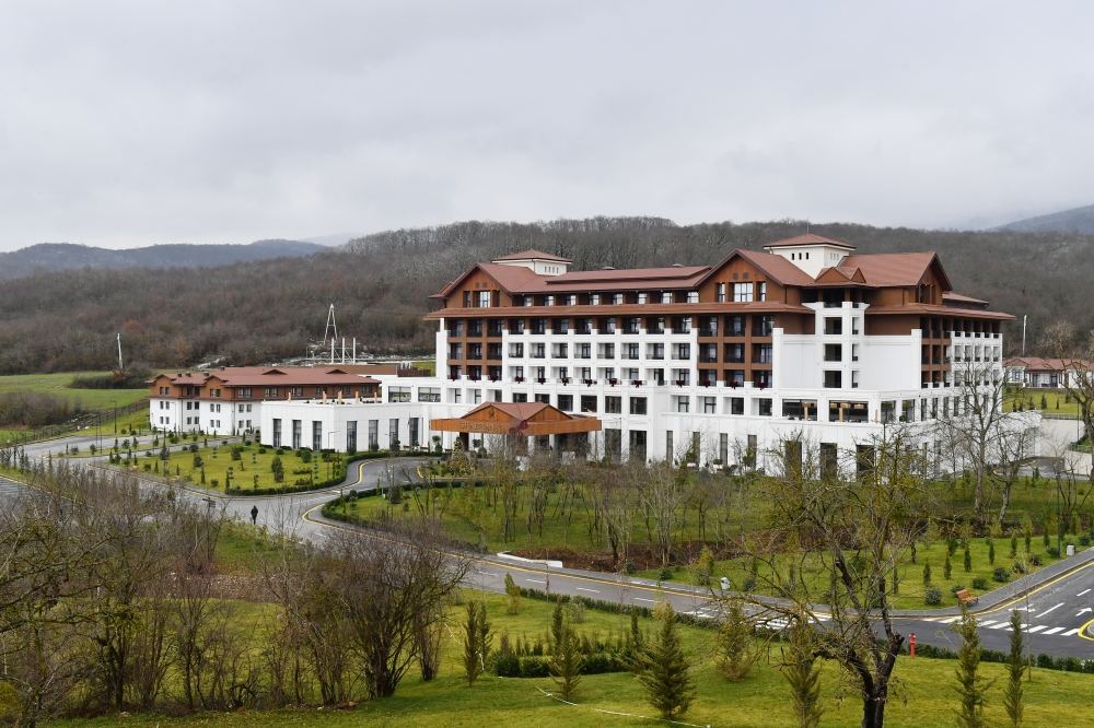 President Ilham Aliyev, First Lady Mehriban Aliyeva attend opening of Shabran Recreation Complex (PHOTO/VIDEO)