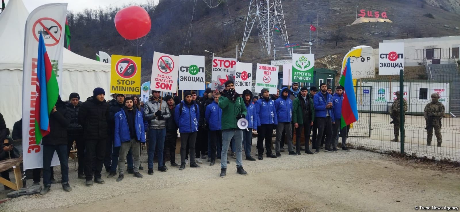 Peaceful protests of Azerbaijanis on Lachin-Khankandi road continue (PHOTO)