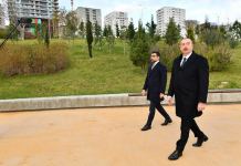 President Ilham Aliyev attends inauguration of second part of Central Park in Baku (PHOTO/VIDEO)