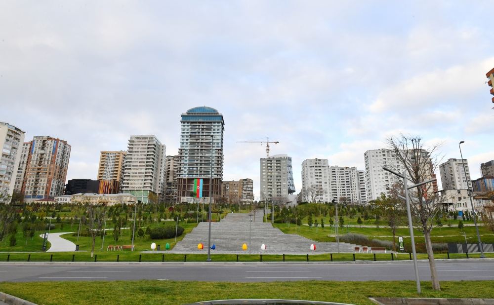 President Ilham Aliyev attends inauguration of second part of Central Park in Baku (PHOTO/VIDEO)