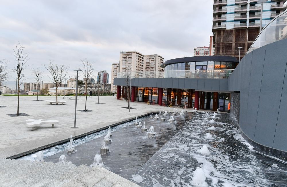 President Ilham Aliyev attends inauguration of second part of Central Park in Baku (PHOTO/VIDEO)