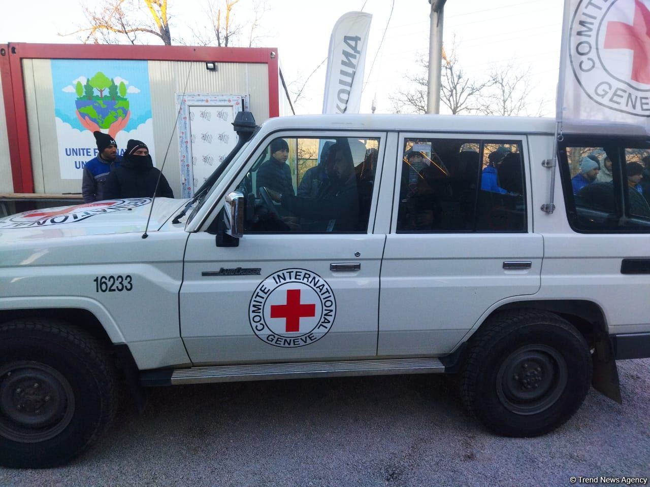 Vehicles of International Committee of Red Cross pass freely along Azerbaijan's Lachin road (PHOTO)