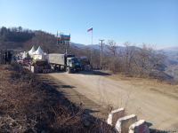 Supply car of Russian peacekeepers freely passes along Azerbaijan's Lachin-Khankendi road (PHOTO)