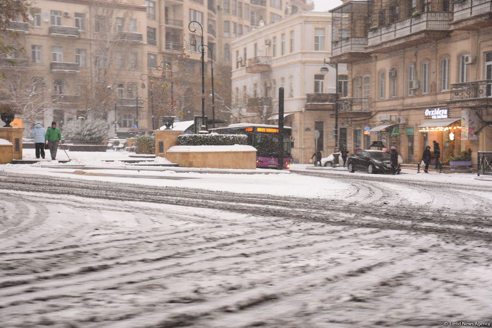 Заснеженный Баку (Фоторепортаж)