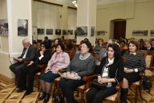 В Баку презентован фотоальбом, посвященный просветителю Омару Фаигу Неманзаде (ФОТО)