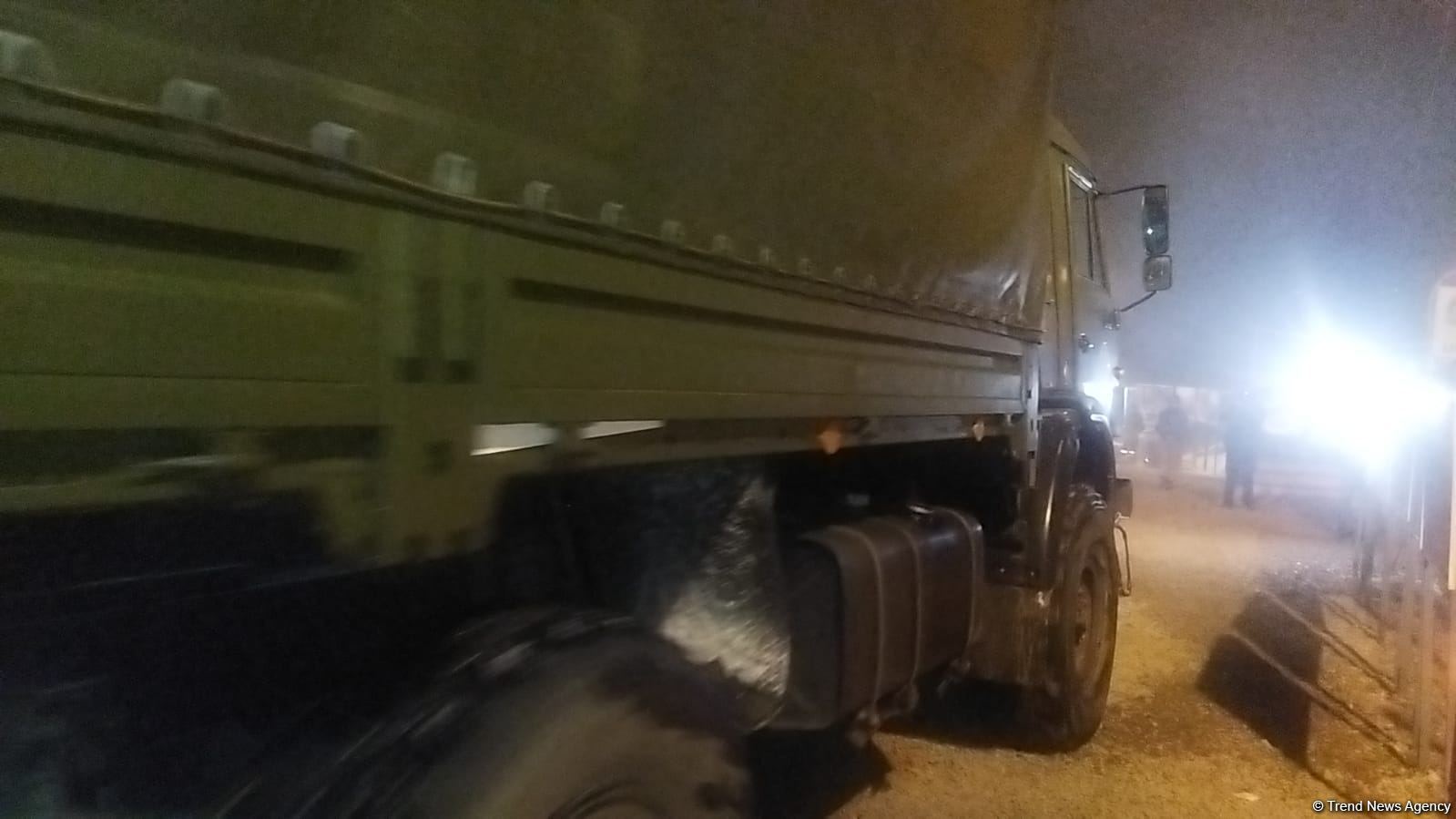 По Лачинской дороге беспрепятственно проехали еще две машины миротворцев (ФОТО)