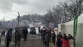 По Лачинской дороге беспрепятственно проехали еще две машины миротворцев (ФОТО)