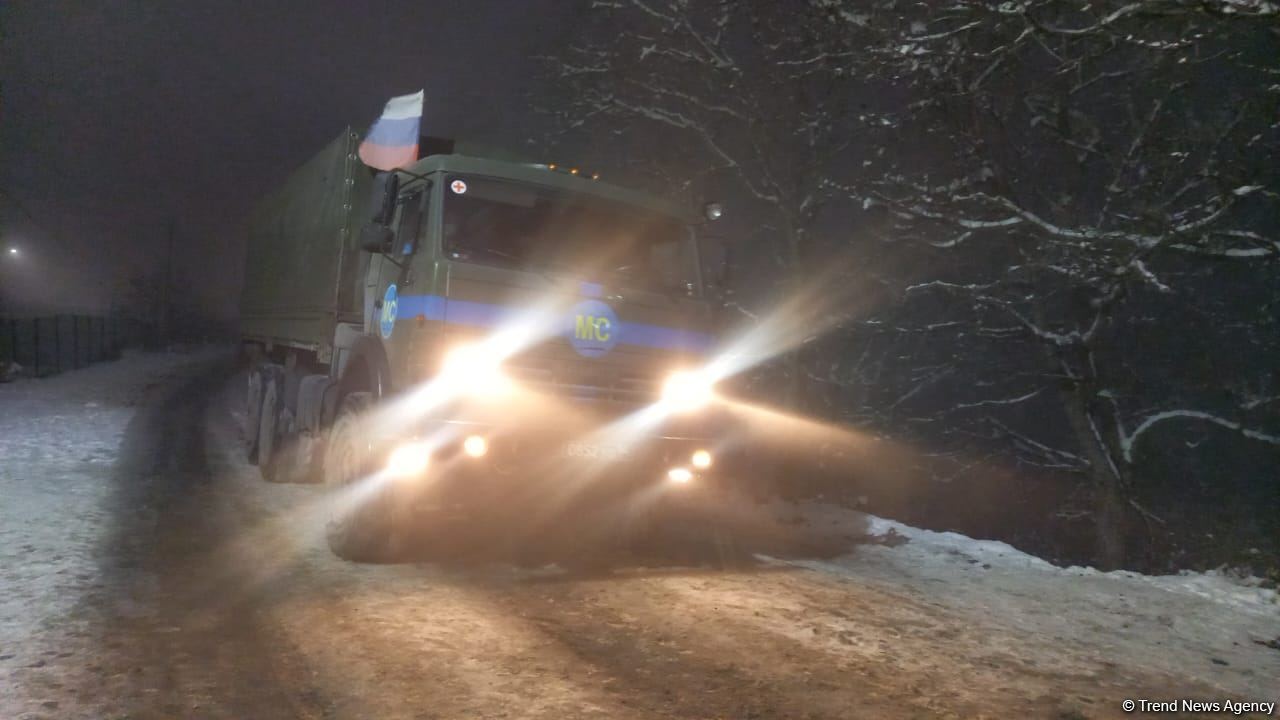 По Лачинской дороге беспрепятственно проехали еще две машины обеспечения миротворцев  (ФОТО/ВИДЕО)
