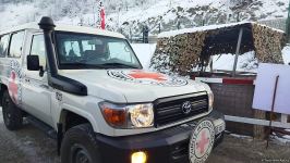 По Лачинской дороге беспрепятственно проехали автомашины Красного Креста (ФОТО)