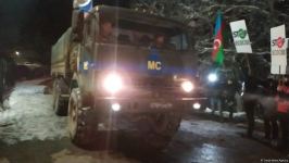 По Лачинской дороге беспрепятственно проехали еще четыре грузовых автомобиля миротворцев (ФОТО/ВИДЕО)