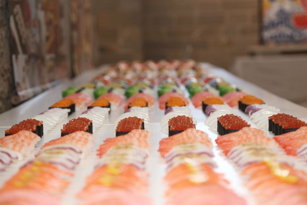 İ Love Sushi. В Баку представлена экспозиция из более 150 видов японских суши (ФОТО)