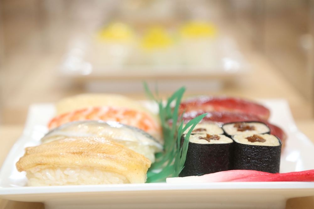 İ Love Sushi. В Баку представлена экспозиция из более 150 видов японских суши (ФОТО)