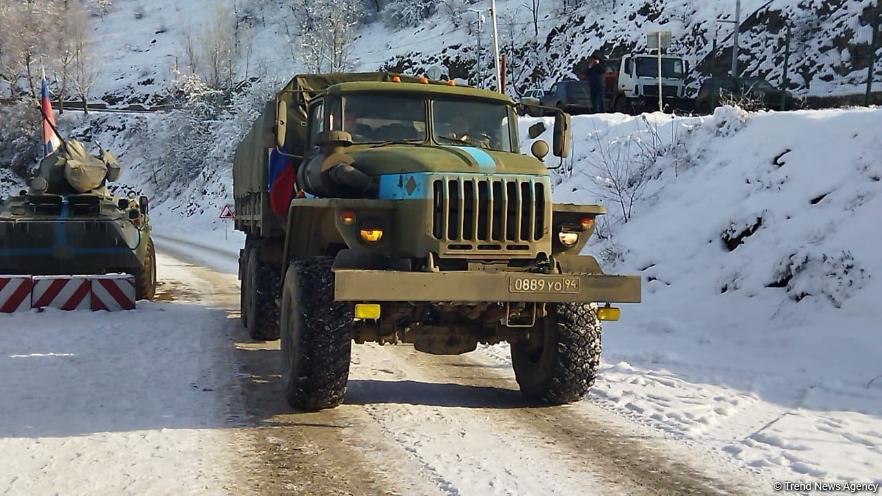 По Лачинской дороге беспрепятственно проехали еще пять автомашин обеспечения РМК (ФОТО/ВИДЕО)