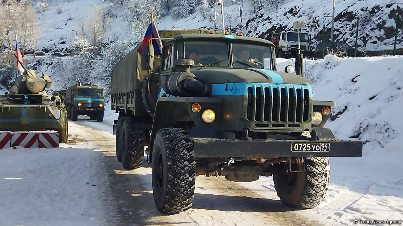 По Лачинской дороге беспрепятственно проехали еще пять автомашин обеспечения РМК (ФОТО/ВИДЕО)