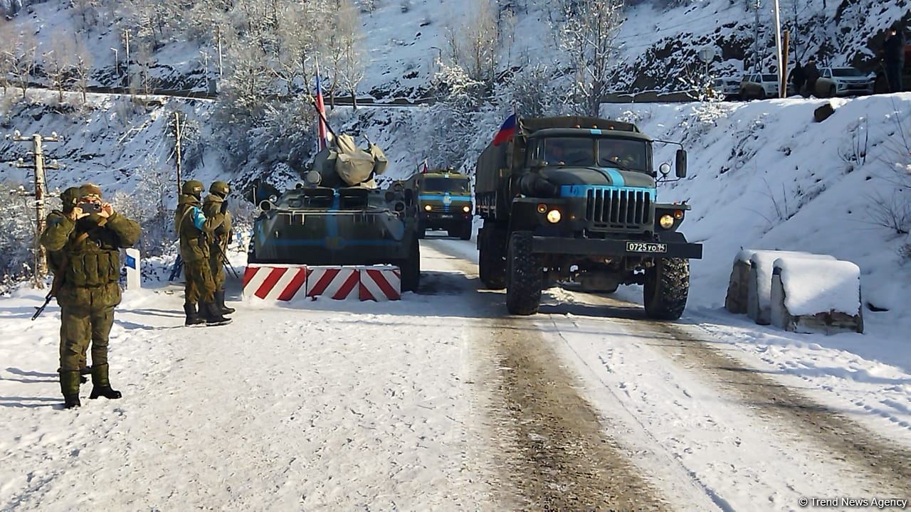 По Лачинской дороге беспрепятственно проехали еще пять автомашин обеспечения РМК (ФОТО/ВИДЕО)
