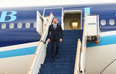 Президент Ильхам Алиев прибыл с рабочим визитом в Объединенные Арабские Эмираты (ФОТО/ВИДЕО)