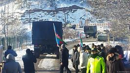 По Лачинской дороге беспрепятственно проехали еще восемь автомобилей снабжения миротворцев (ФОТО)