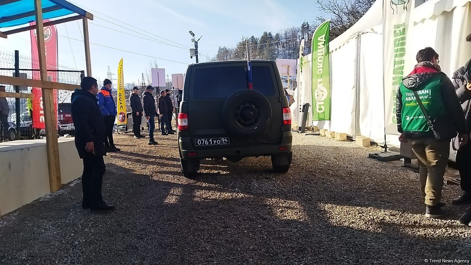 По Лачинской дороге беспрепятственно проехали еще две машины РМК (ФОТО/ВИДЕО)
