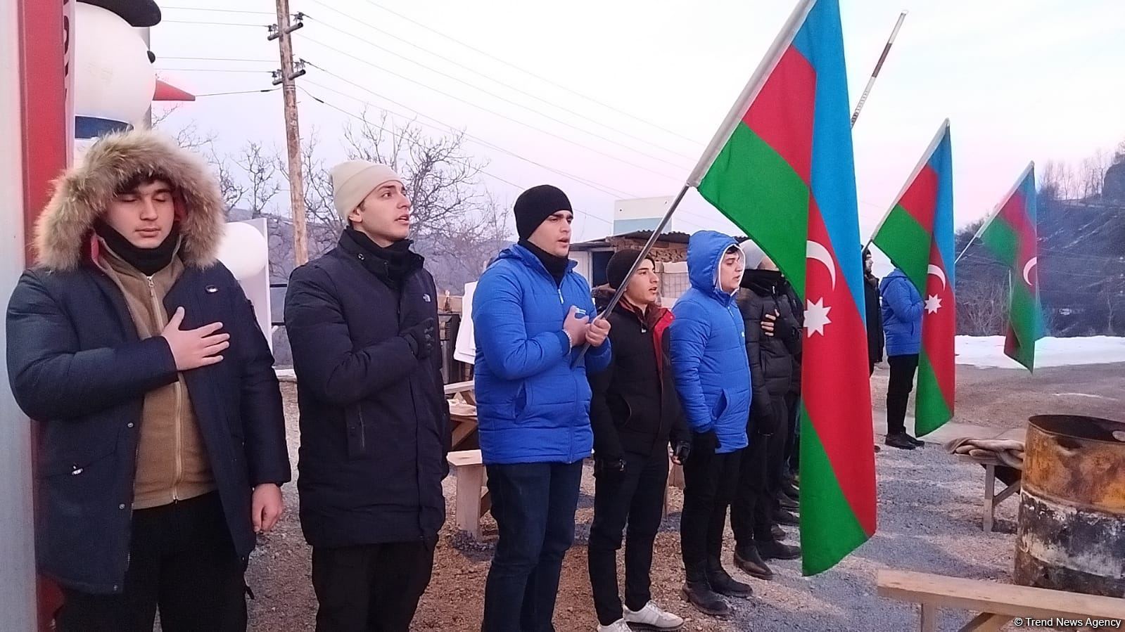 Мирная акция протеста на Лачинской дороге продолжается уже 38 дней (ФОТО)