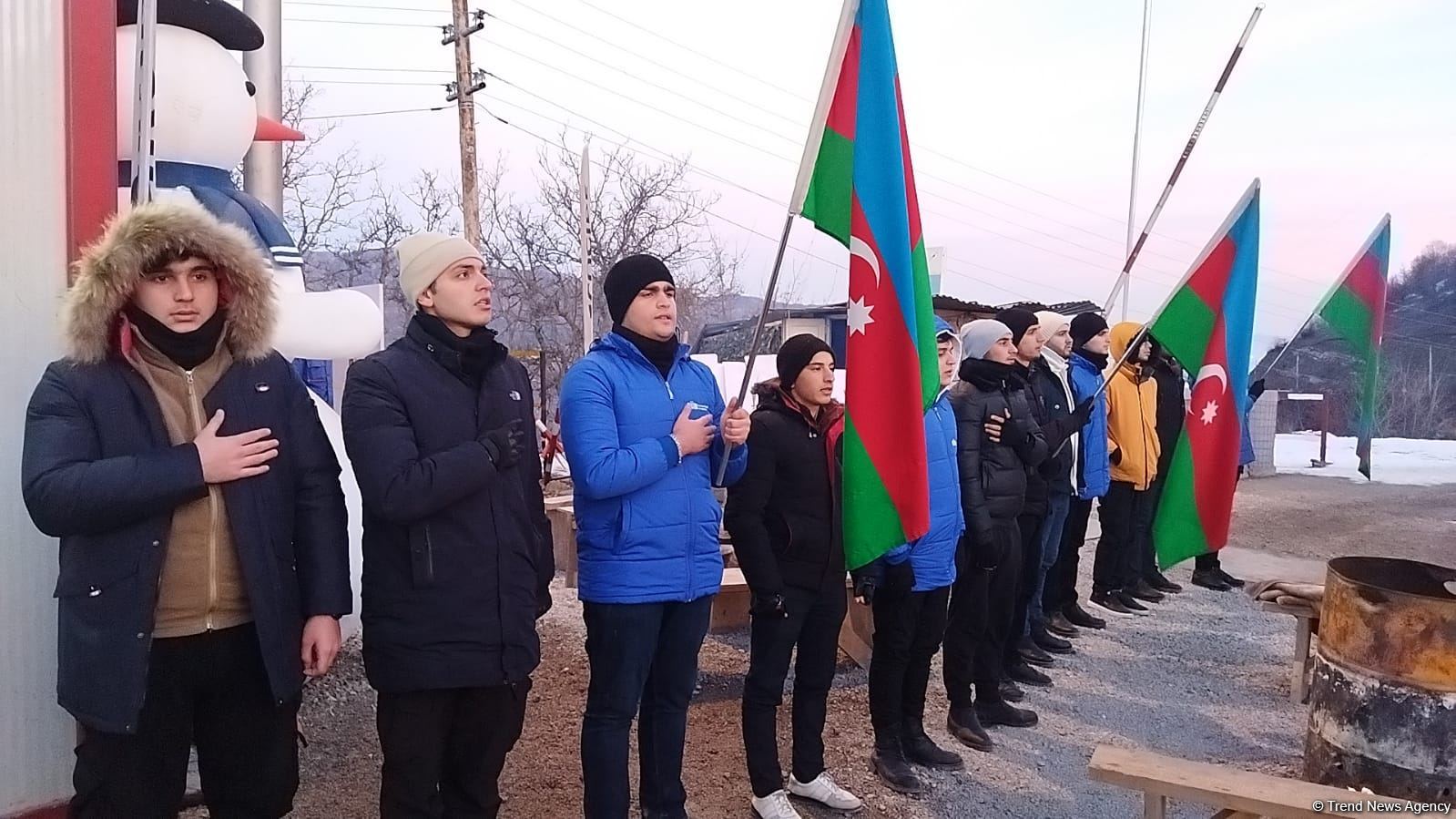 Мирная акция протеста на Лачинской дороге продолжается уже 38 дней (ФОТО)