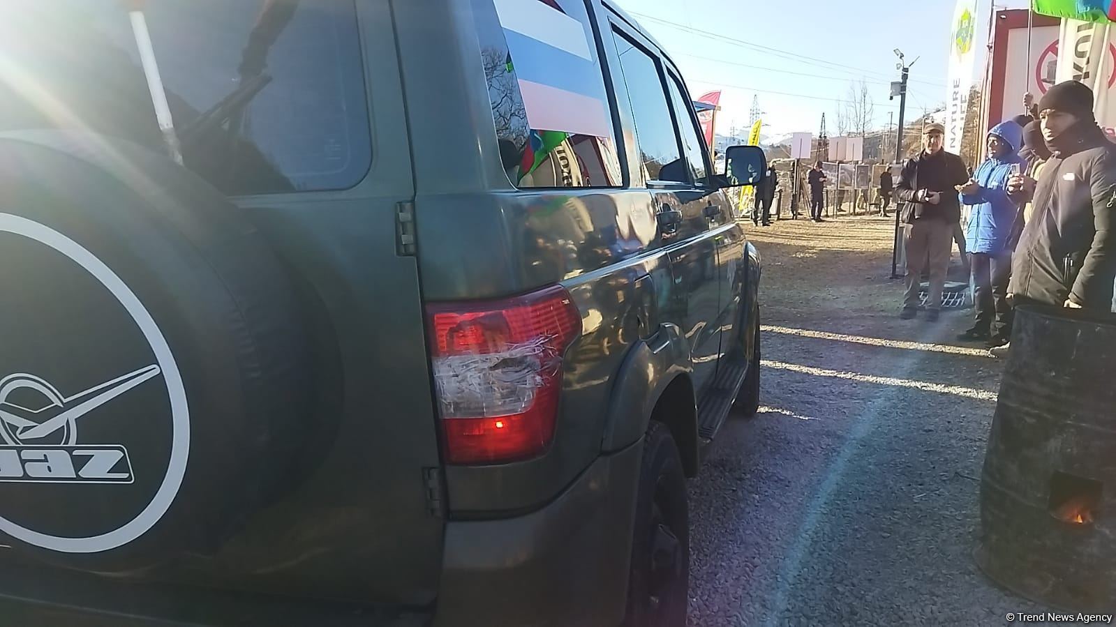 По Лачинской дороге беспрепятственно проехала колонна автомашин РМК (ФОТО)