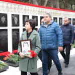 Азербайджанский народ чтит светлую память жертв трагедии 20 Января (ФОТО)