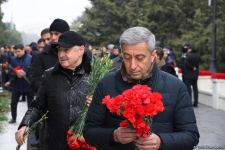 Азербайджанский народ чтит светлую память жертв трагедии 20 Января (ФОТО)