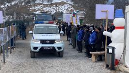 По Лачинской дороге беспрепятственно проехали еще четырнадцать автомобилей миротворцев (ФОТО/ВИДЕО)