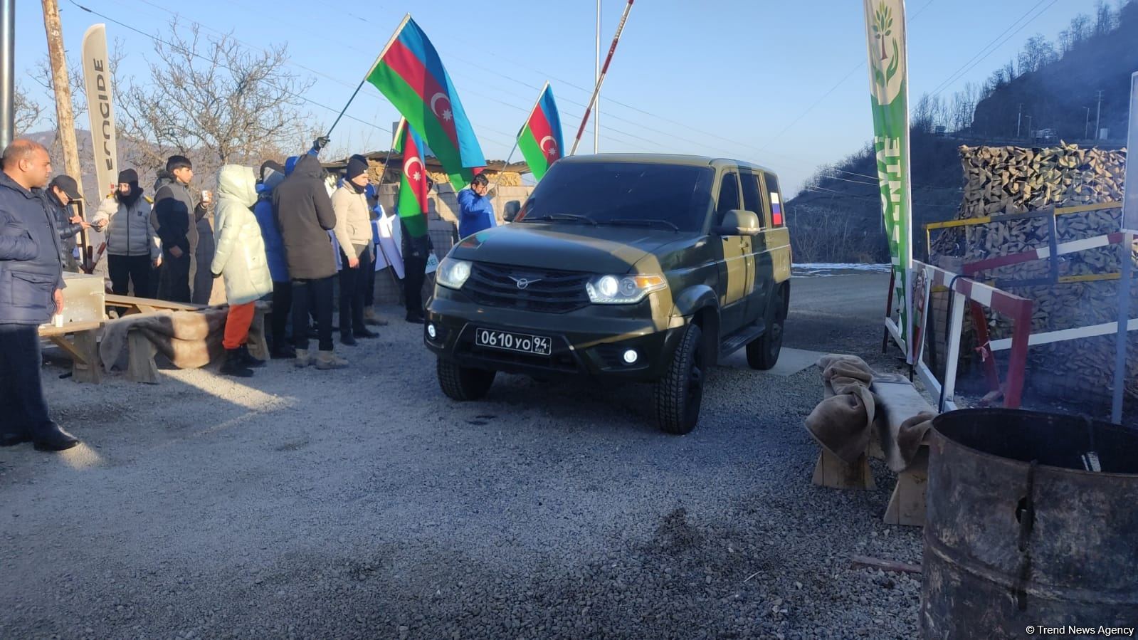 По Лачинской дороге беспрепятственно проехала еще одна колонна РМК (ФОТО)