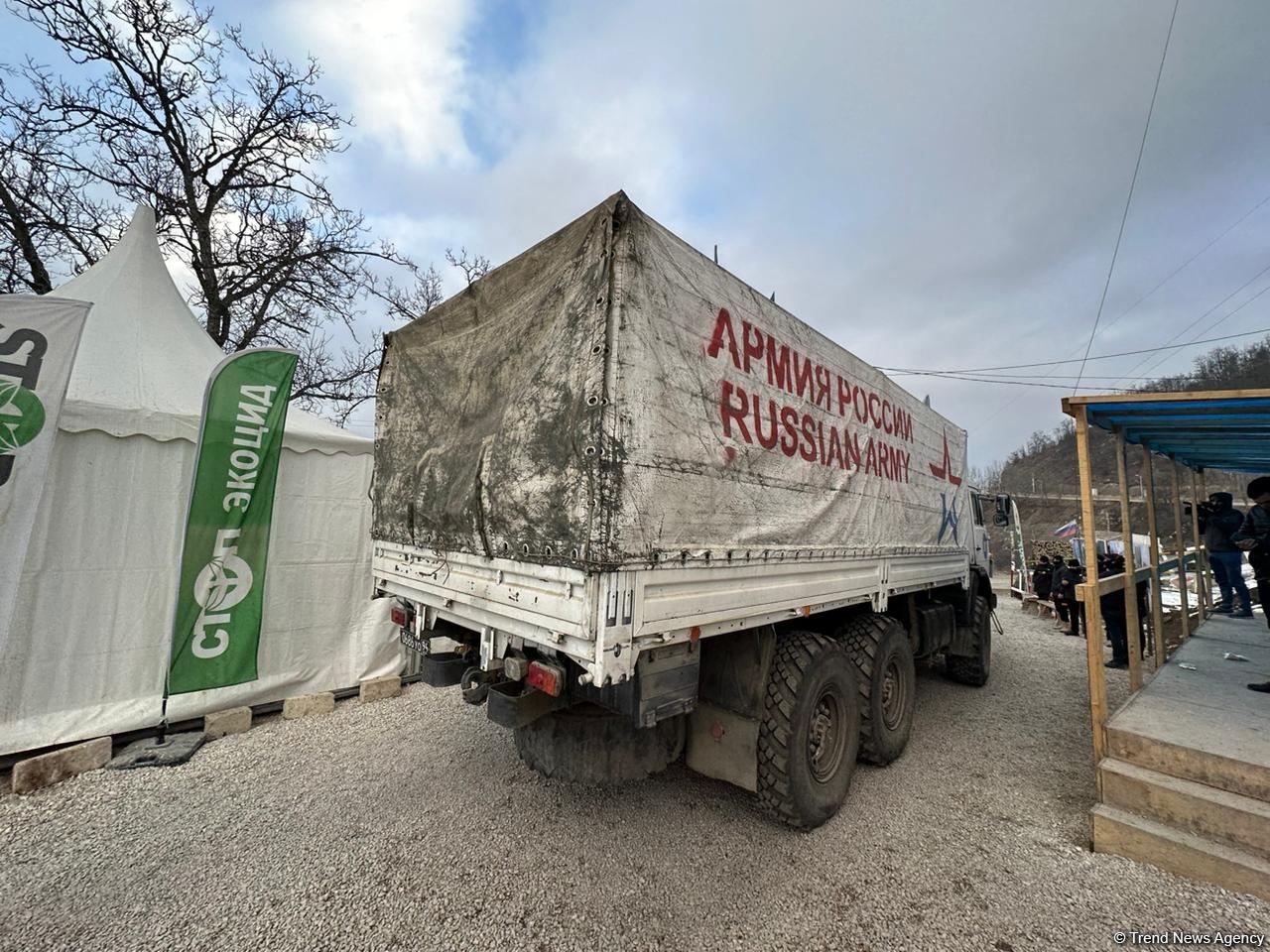 По Лачинской дороге беспрепятственно проехали еще 6 грузовых автомобилей РМК (ФОТО)