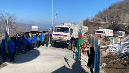 По Лачинской дороге беспрепятственно проехали еще 8 транспортных средств снабжения РМК (ФОТО)