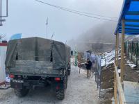 По Лачинской дороге проехали еще два грузовых автомобиля РМК