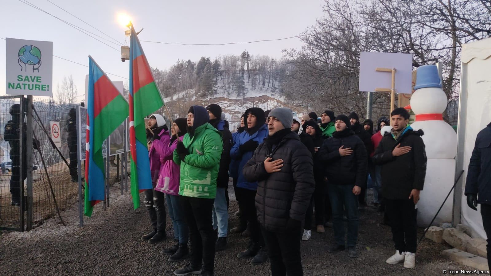 Акция азербайджанских экоактивистов на Лачинской дороге продолжается (ФОТО/ВИДЕО)
