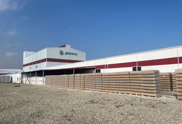 Azerbaijan’s Glassica reaches new level in exporting glass bottles to Europe