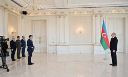 Президент Ильхам Алиев принял верительные грамоты новоназначенного посла Греции в Азербайджане (ФОТО/ВИДЕО)