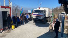 По Лачинской дороге беспрепятственно проехали еще 11 автомобилей миротворцев (ФОТО)