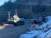 По Лачинской дороге беспрепятственно проехали еще 3 машины миротворцев (ФОТО)