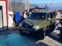 По Лачинской дороге беспрепятственно проехали еще 3 машины миротворцев (ФОТО)