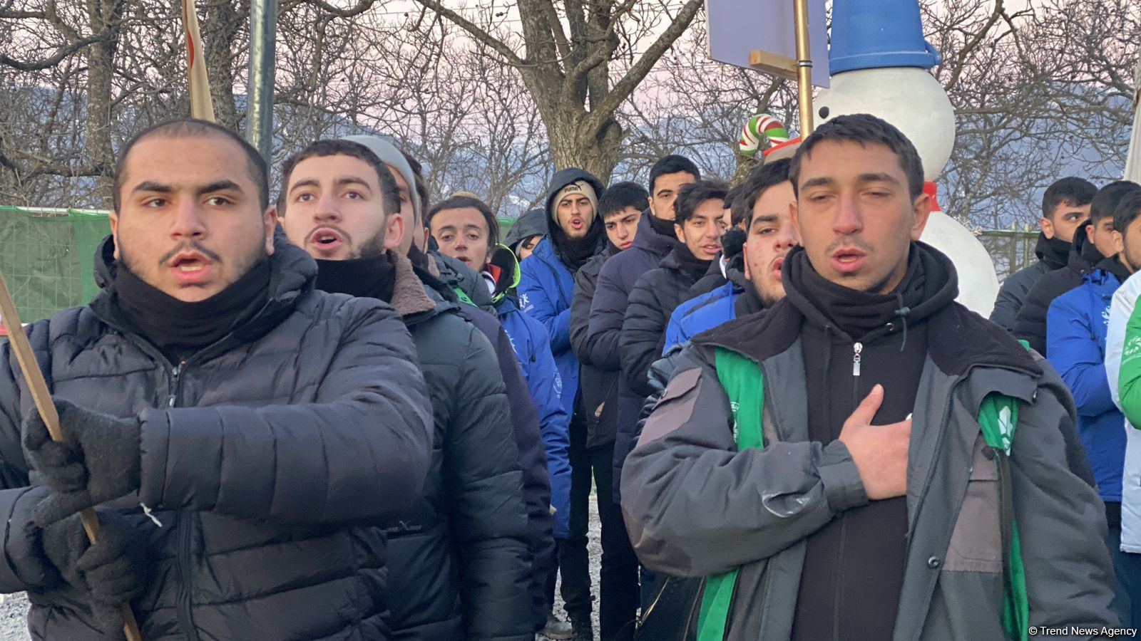 Акция азербайджанских экоактивистов на Лачинской дороге продолжается (ФОТО)