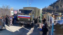 По Лачинской дороге проехала еще одна колонна автомобилей миротворцев (ФОТО)
