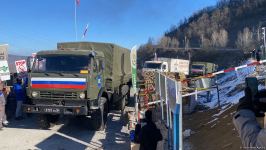 По Лачинской дороге проехала еще одна колонна автомобилей миротворцев (ФОТО)