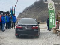 По Лачинской дороге проехал еще один легковой автомобиль миротворцев (ФОТО)