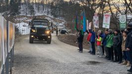 По Лачинской дороге проехали еще 8 автомобилей миротворцев (ФОТО)