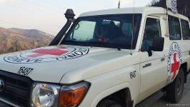 По Лачинской дороге проехали семь автомашин Красного Креста (ФОТО)