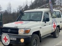 По Лачинской дороге проехали семь автомашин Красного Креста (ФОТО)