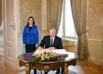 Состоялась встреча один на один Президента Азербайджана Ильхама Алиева с Президентом Венгрии Каталин Новак (ФОТО/ВИДЕО)