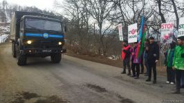 По Лачинской дороге проехала большая колонна автотранспорта РМК (ФОТО)