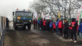 По Лачинской дороге в обоих направлениях проехали автоколонны РМК (ФОТО)