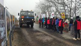 По Лачинской дороге в обоих направлениях проехали автоколонны РМК (ФОТО)